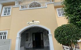 Presken Hotel Castle, Opebi Lagos